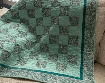 Elaine Simply Done Quilt Pattern, 3 Sizes, Beginner Friendly (PDF Pattern)