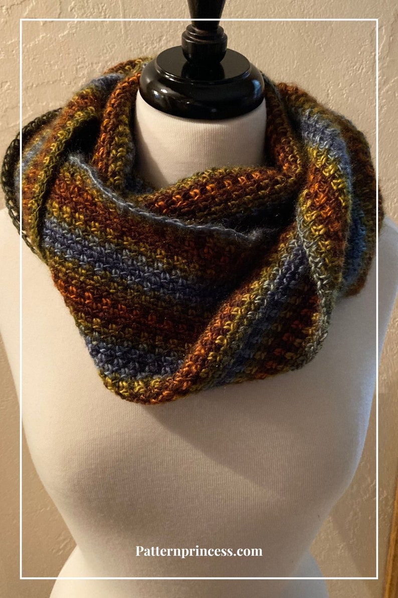 Easy Crochet Infinity Cowl Pattern, Beginner Crochet Scarf Pattern, Textured Crochet Cowl image 9