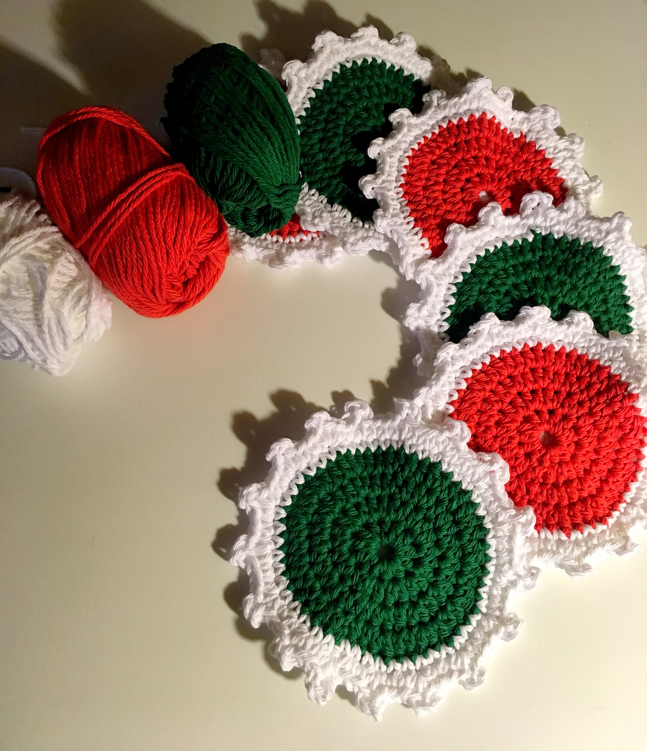 39 Christmas Coaster Crochet Patterns for Festive Table Decor, Gifts, and Cozy Holiday... 15 Beginner Crochet Christmas Coaster