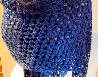 Modèle au crochet, châle triangle facile, châle triangle Heartland, crochet pour débutant, point grand-mère, modèle triangle au crochet