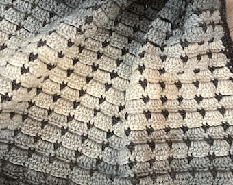 Gehaakt dekenpatroon, bloksteek met kleurverloop, middernachtmoonlicht Tiny Hearts pdf in 5 maten, met videotutorial