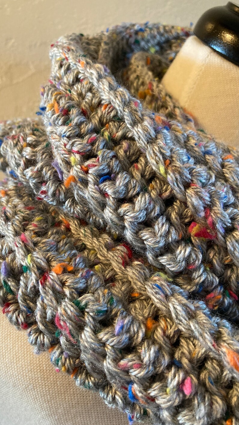 Crochet Pattern, Easy Infinity Scarf Pattern, Crochet Neck Warmer