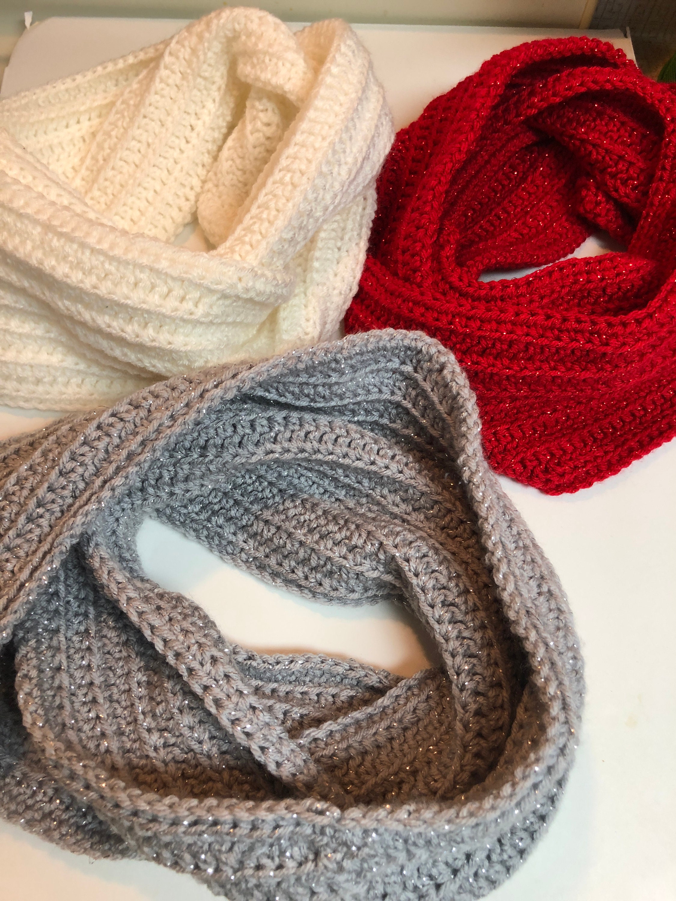 Easy Crochet Infinity Scarf Pattern, Beginner Women's Cowl (PDF Pattern ...