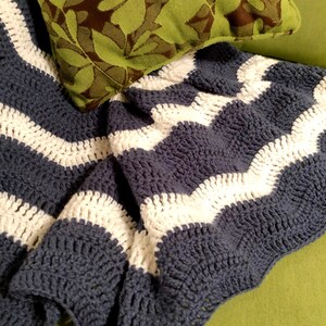 Gentle River Ripple Blanket Easy Crochet Blanket Pattern, Zig Zag ...