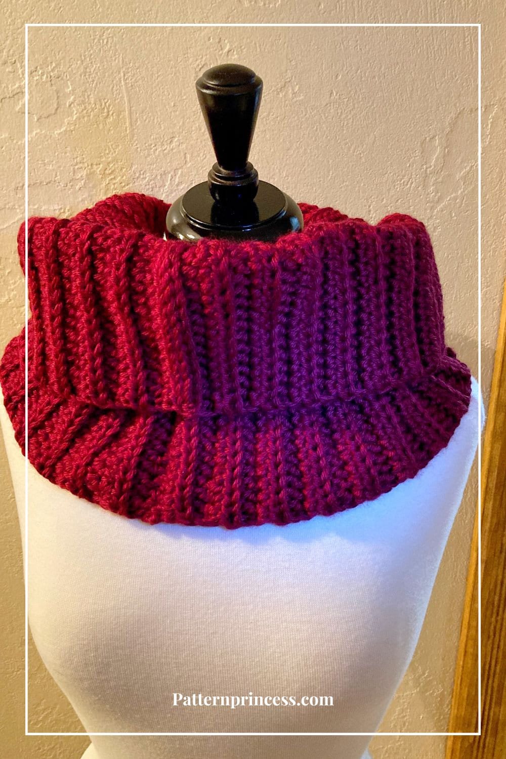 40 Neck Warmer Crochet Patterns for Cozy, Wearable Layers 37 Chunky Crochet Cowl
