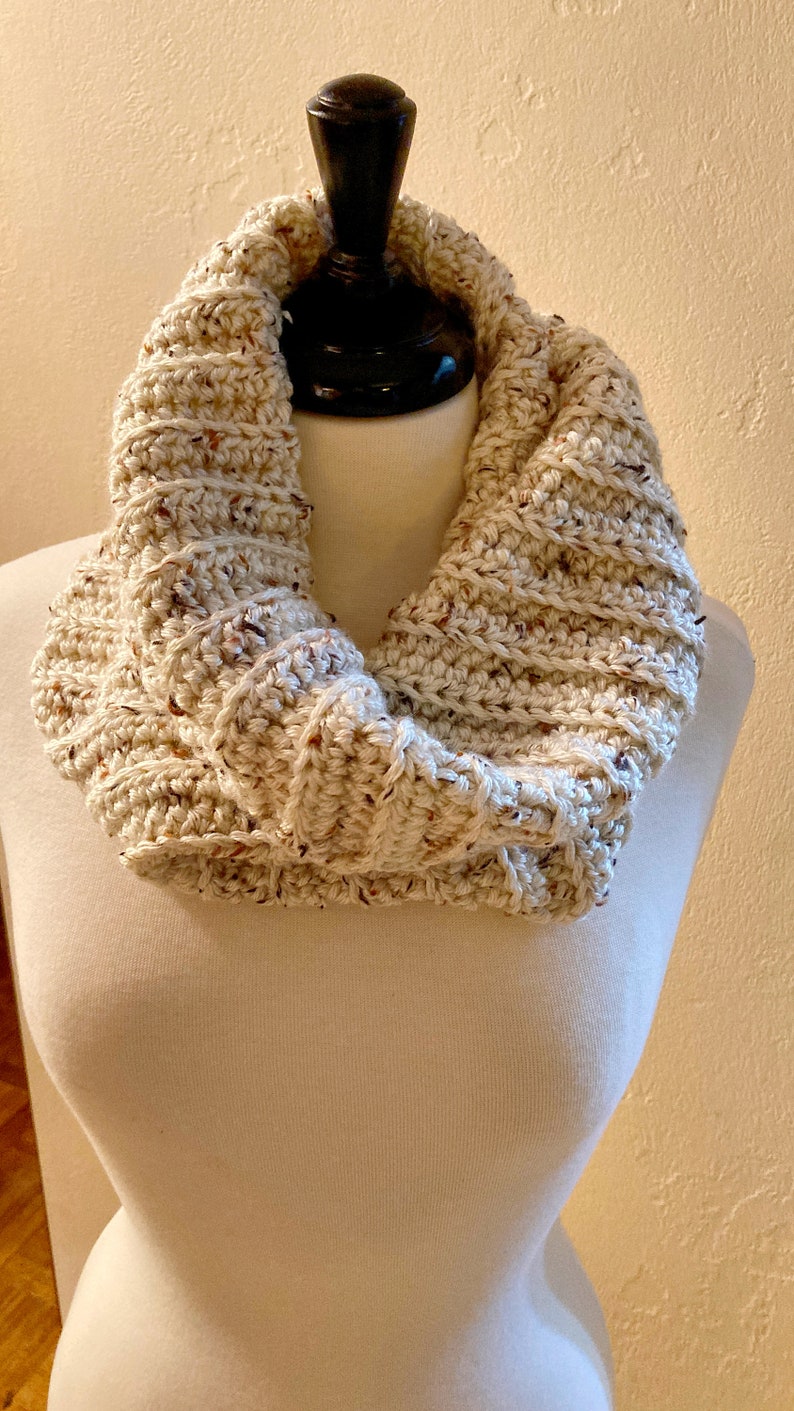 Easy Chunky Cowl Crochet Pattern, neck warmer PDF pattern, instant download, unisex, elegant crochet cowl, adjustable rectangle, US terms image 7