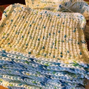 TUNISIAN Crochet - Vol. 2: Colored & Striped Stitches (TUNISIAN Crochet  Stitches) - Tornack-Zimmermann, Petra: 9781542648103 - AbeBooks