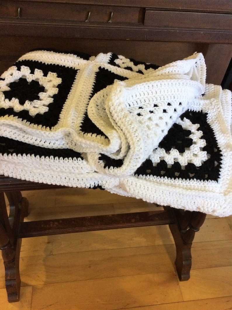 granny square afghan, Beautiful Black and White Granny Square Blanket, beginner crochet blanket pattern image 4