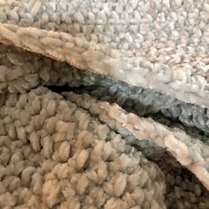 Chunky Crochet Velvet Bobble Blanket, Easy Crochet Blanket, Crochet Afghan Pattern, Textured Crochet Blanket Pattern, Digital Crochet PDF image 7