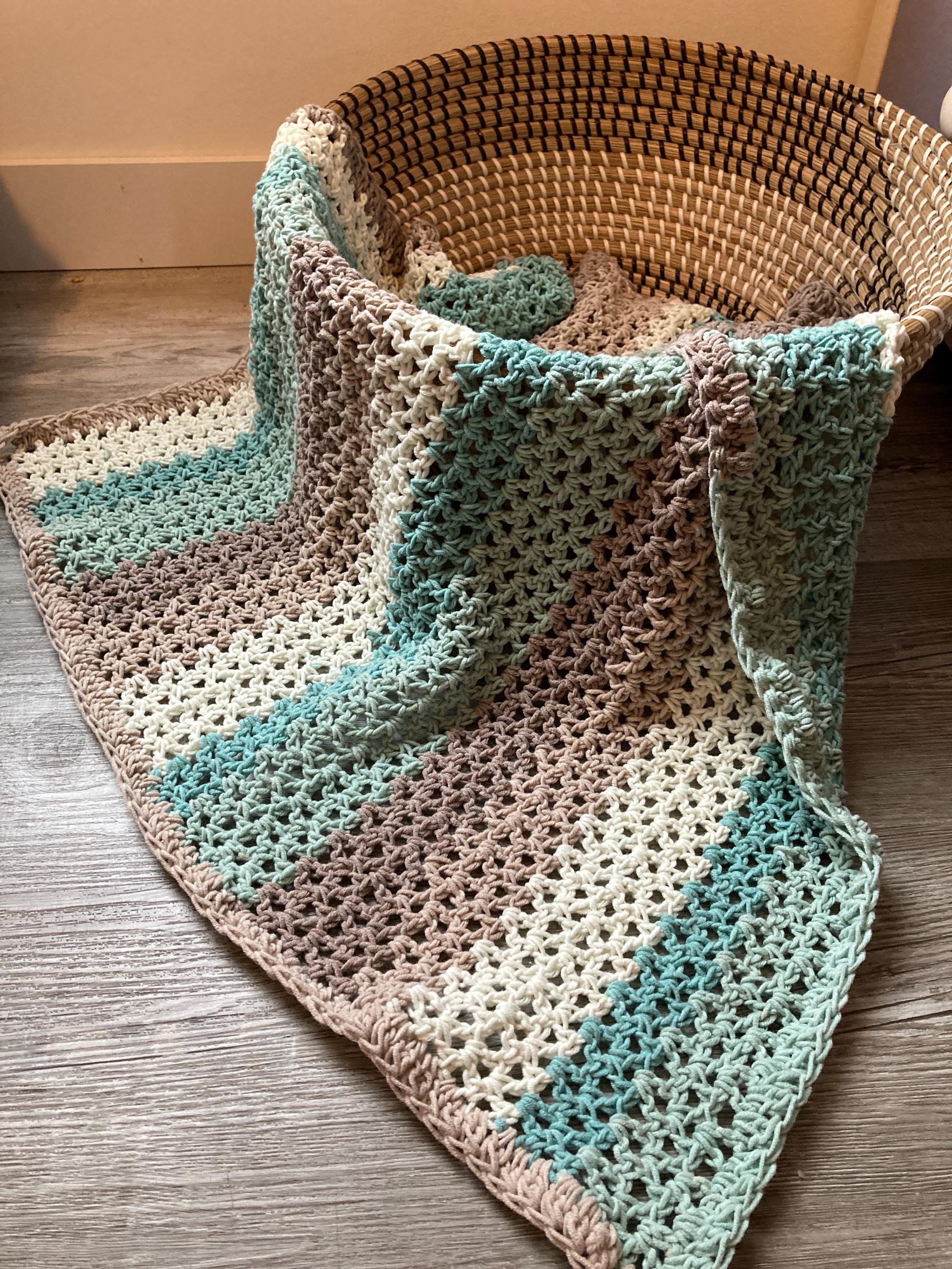 34 Crochet V-Stitch Patterns You Won't Want To Miss 30 Crochet Baby Blanket Pattern + Video Tutorial