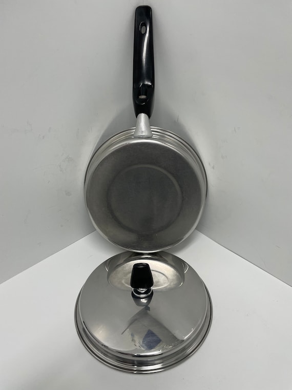 Vintage Regal Ware 3 Ply 18/8 Stainless Steel 1 Quart Saucepan