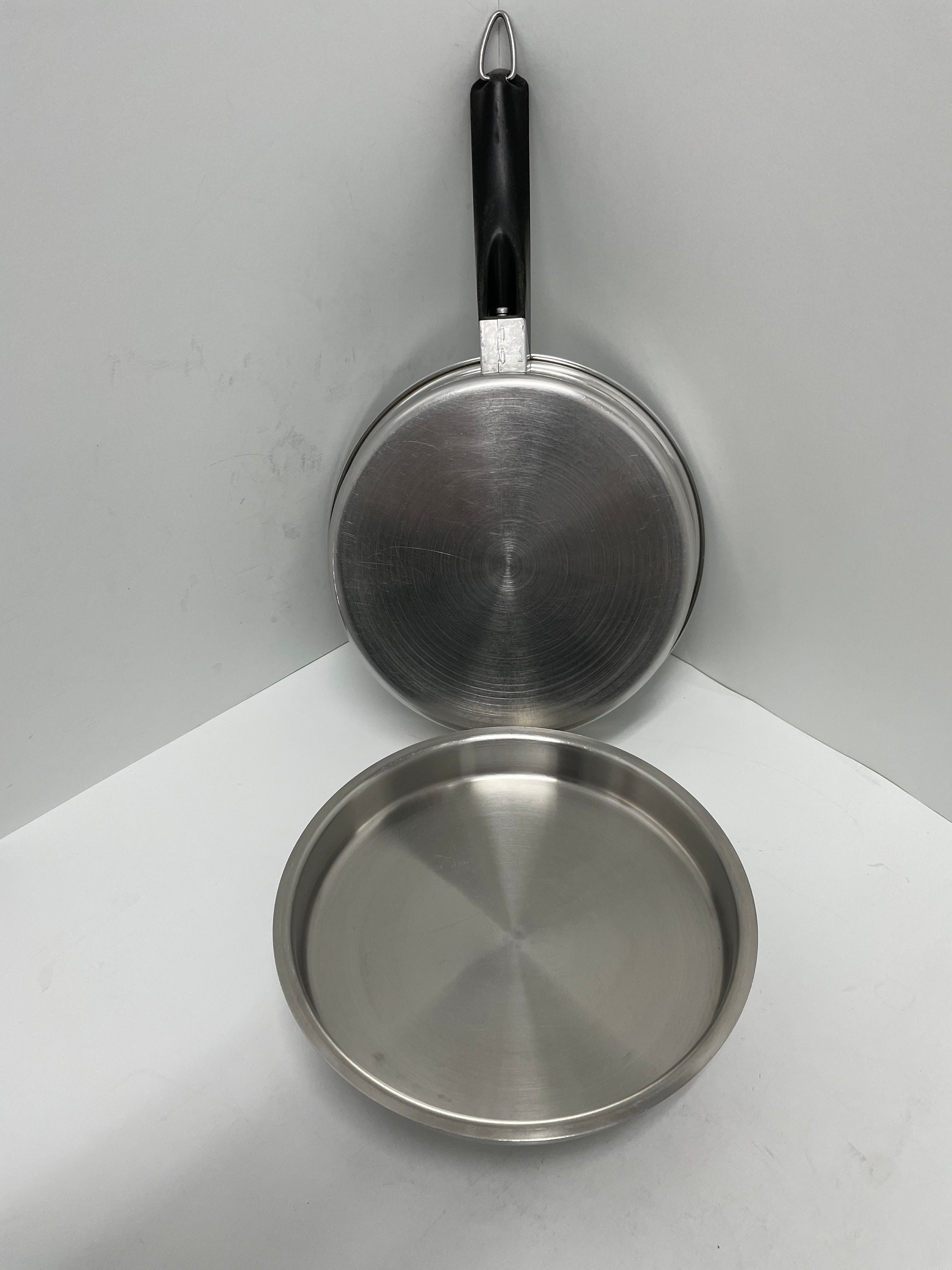 Amway Queen Waterless Multi-ply 18/8 Stainless Steel 1 1/2 Quart