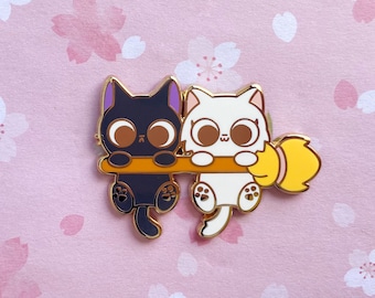 Broomstick Kitties Pin