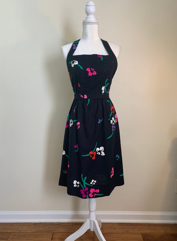 Vintage Malia Honolulu Black Floral Sleeveless Apr