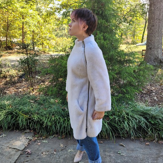 Mod Fuzzy Soft Vintage Diagonal Zip Up Coat Ladies - image 5