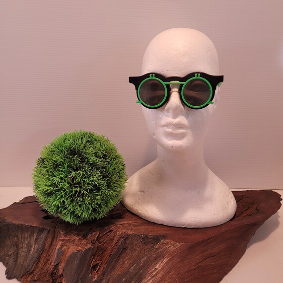 Sunglasses that hotsell fold up