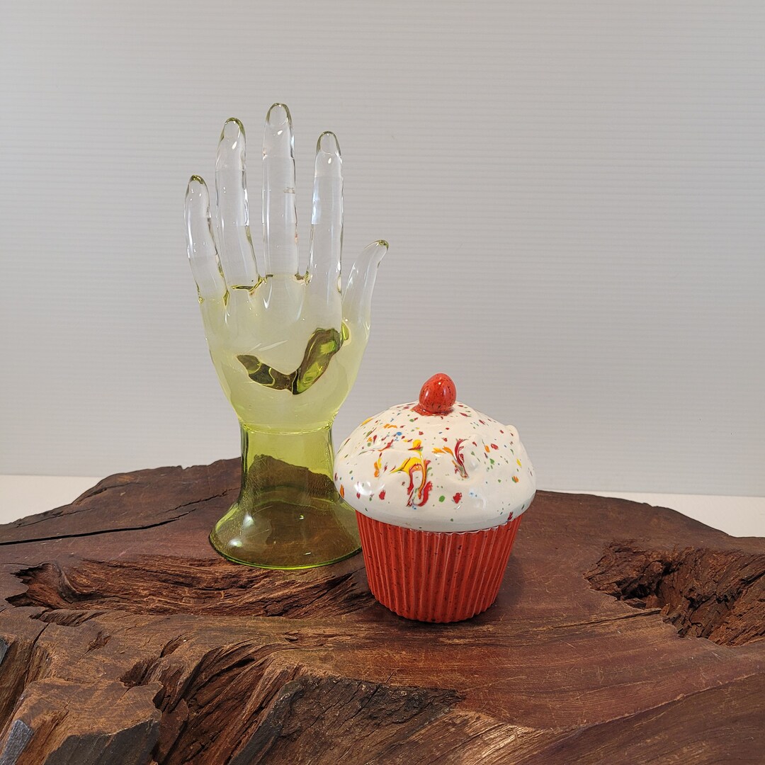 Vintage Cupcake Trinket Box, Happy Birthday Ceramic Cupcake, Confetti