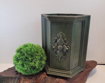 Trash Bin Hexagon Olive Green Faux Wood Look, Avocado Bathroom Faux Carved Wood 6 Sided Garbage Pail