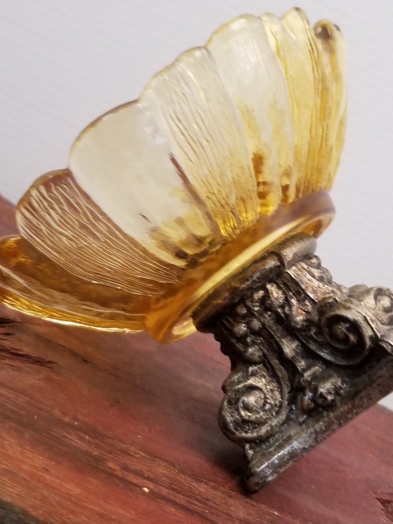 Amber Glass Sunflower Trinket Dish Decorative Bowl Amber Sunflower Candy Dish on Metal Pedestal Vintage Sunflower Bowl on a Pedestal