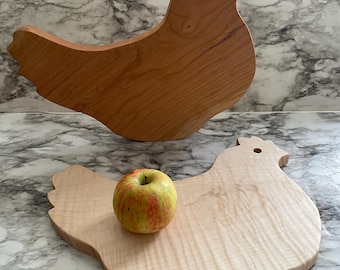 HOME-Cute Hen Chicken Cutting Board in Cherry and Maple Hardwood - Great gift Super Cute!