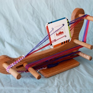 LOOM-The Lute - Card Tablet Small Travel Sized Weaving Loom-Makes 5 Foot Long Band Lap Tabletop With Shuttle