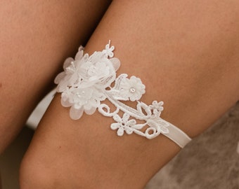 Lace garter, Gift for Bride