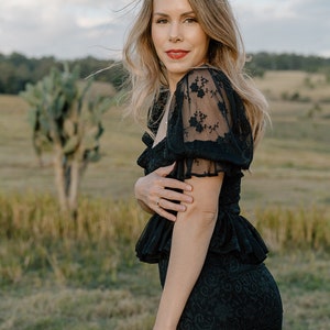 Long black skirt, Black lace skirt image 4