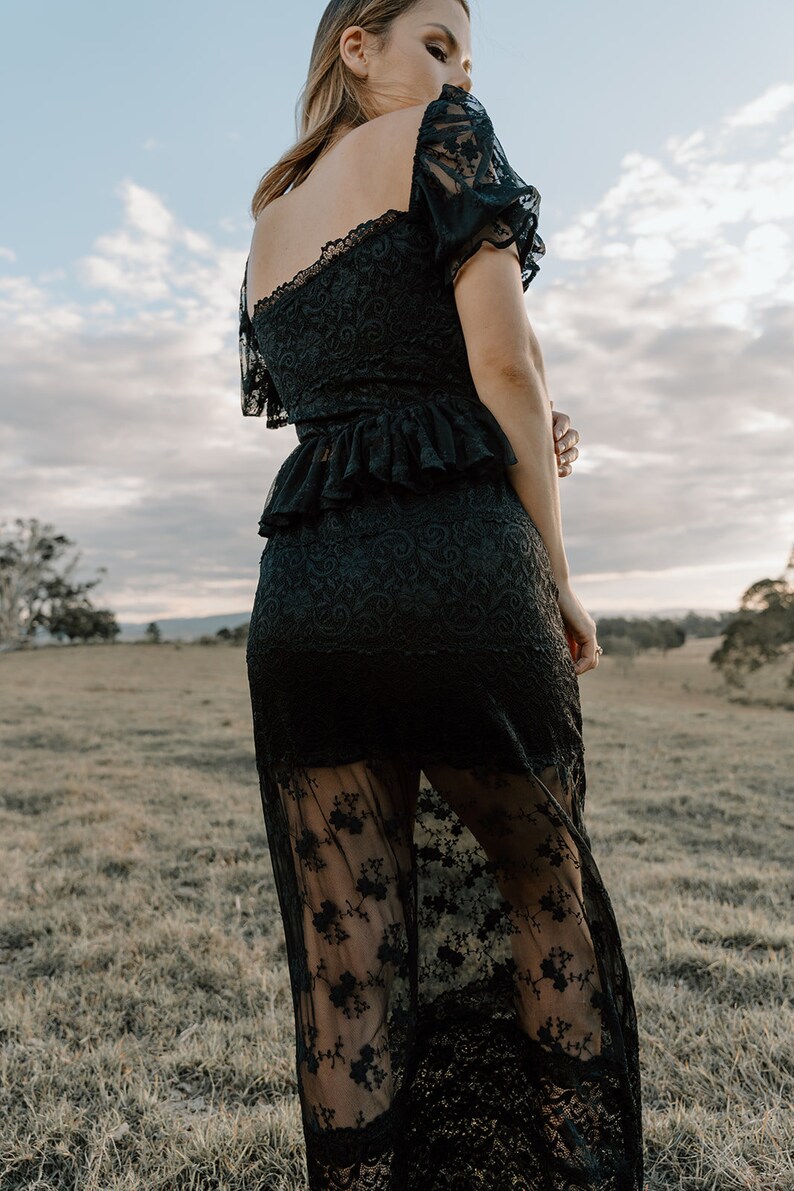 Long black skirt, Black lace skirt image 3