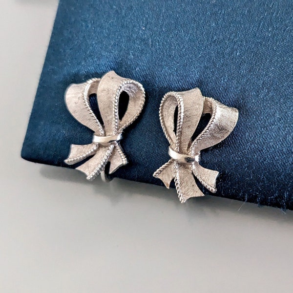 Vintage Crown Trifari Ribbon Earrings