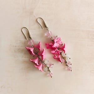 Pink flower earrings. Bridal pink earrings.  Polymer Clay Earrings. Pink Bridesmaid earrings. Light pink long earrings. Jewelry gift for her