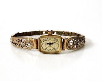 Vintage Women's watch, Gold vintage watch. retro mechanical watches Zarja, dainty gold watch. Vintage Mechanical watch.