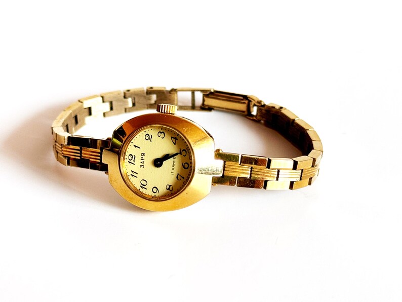 Vintage Women's watch, Gold vintage watch. retro mechanical watches Zarja, dainty gold watch. Vintage Mechanical watch. image 3