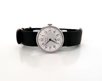 Vintage Watch Mens watch Mechanical watch. white watch face. classic watch. Vintage watch "Pobeda"