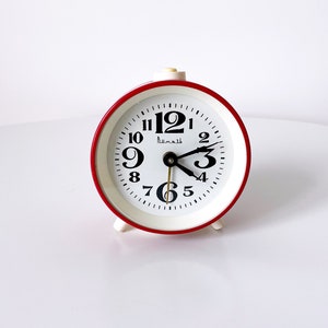 Vintage red alarm clock Vytyaz. Table Alarm clock. Vintage alarm clock. Working Vintage clock. retro home decor. antique Alarm clock image 3