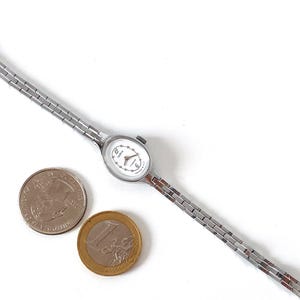 Small watch, silver Vintage Watches For Women With White Dial, Mechanical Wrist Watch For Woman, Tiny Women Vintage Watch, antique Watch image 5
