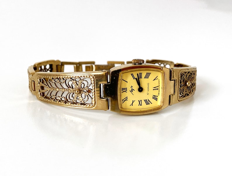 Women's gold watch. Women's vintage watch, Women's mechanical watch, tiny wrist women watch Luch, Dainty golden watch image 2