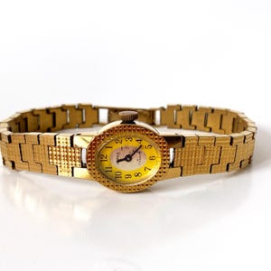 Women&#39;s Gold Vintage Watch Chaika Watches Mechanical For Her wrist Watch For Her Watch Original Workable Watch &quot;Chaika&quot; (Seagull) 80s