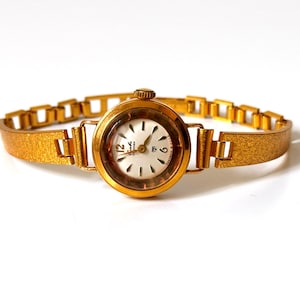 Gold watch women, Vintage womens watch, Vintage watches for women, Dainty gold watch, Small gold watch, Ladies classic vintage watch