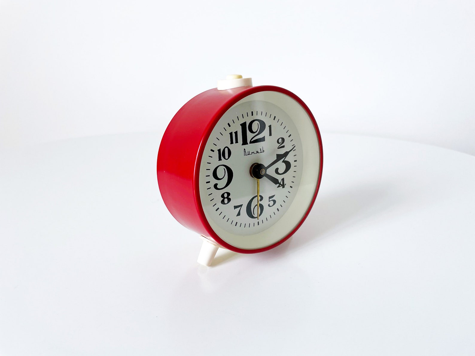 Vintage Russian Alarm Clock vytyaz. Soviet Alarm Etsy