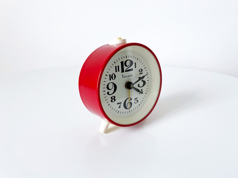 Vintage red alarm clock Vytyaz. Table Alarm clock. Vintage alarm clock. Working Vintage clock. retro home decor. antique Alarm clock image 4