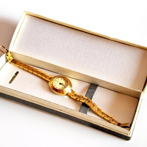 Vintage Women's watch, Gold vintage watch. retro mechanical watches Zarja, dainty gold watch. Vintage Mechanical watch. image 10