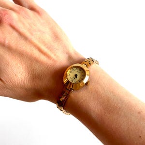 Vintage Women's watch, Gold vintage watch. retro mechanical watches Zarja, dainty gold watch. Vintage Mechanical watch. image 7