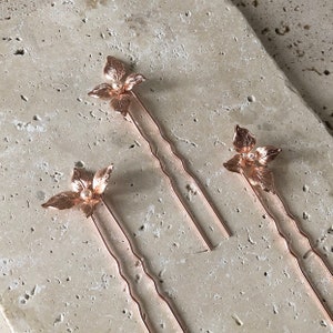 Set of Three Rose Gold Wedding Hair Pins, Leaf Flower Wedding Hair Pins, Rose Gold Wedding Hair Accessory, Rose Gold Leaves Freshwater Pearl image 3