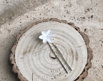 Épingle de cheveux de fleur blanche, clip blanc de cheveux de mariage, pin floral de cheveux, goupille de mariée de Boho, accessoire de cheveux de demoiselle d'honneur, pin de cheveux de fille de fleur