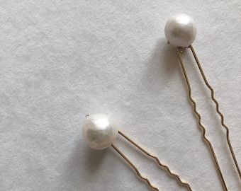 Brides Pearl Hair Pins, Wedding Hair Piece, Bridal Accessories Hair, Braids Accessory, Bridesmaid Hair, Women Wedding Guest, Hair Clip Pearl