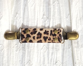 Cheetah animal print leather cinch clip w/ bronze tone clips. Shirt clip, dress clip, sweater clip, skirt clip, jacket clip, cloak clip