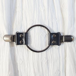 black metal clip for dress Amazon.com: 8 Pack Scarf Ring ClipShirt Clips for Women Clothing,Fashion Metal Shirt Ties Clips for Women, Cinch Clips for Loose Clothes Corner Knotted Button with 1 Gift Box Packing : Home &