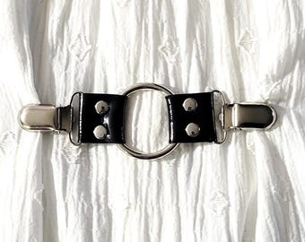 Black patent leather cinch clip w/ silver tone medium oring. Shirt clip, dress clip, sweater clip, skirt clip, jacket clip. DIY tailor.