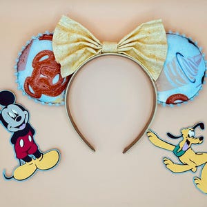 Disney snacks, Disney Pretzel Mickey Mouse ears, Disney ears, Minnie Ears, Hollywood Studios, Magic Kingdom, Epcot, park ears, snack ears