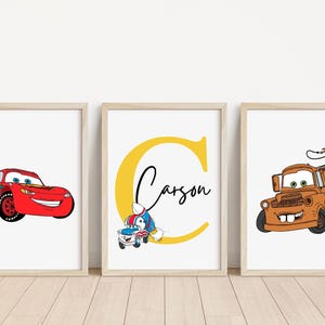 Set mit 3 Autos Personalisierter Namensdruck | Lightening McQueen Drucke | Autos Disney Pixar| Cars Schlafzimmer Druck | Personalisierte Kinder Namen Druck